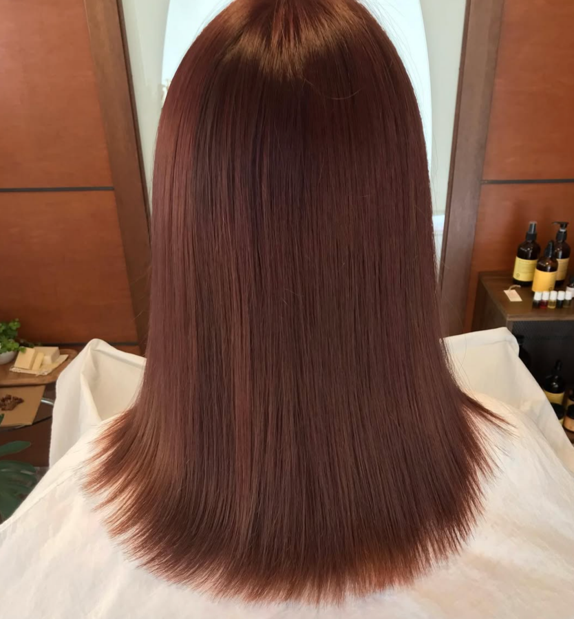 女性のヘアカット１