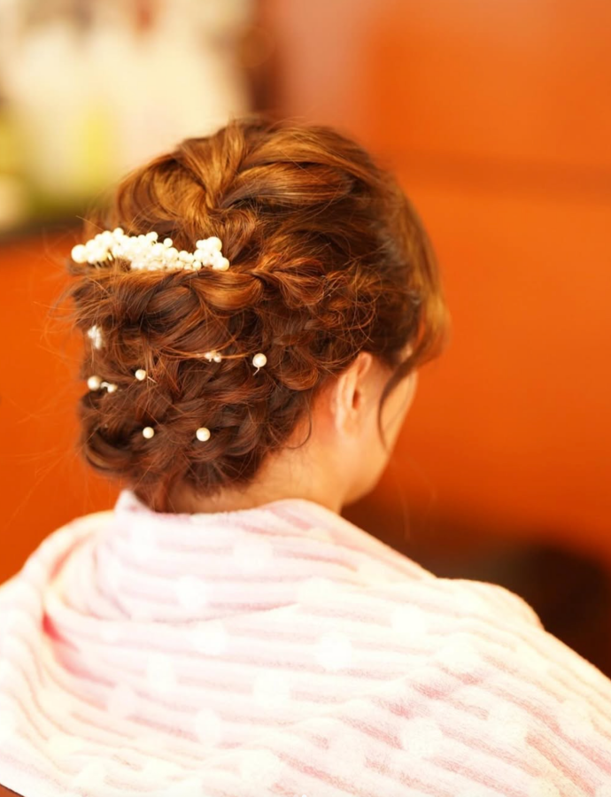 女性のヘアカット２
